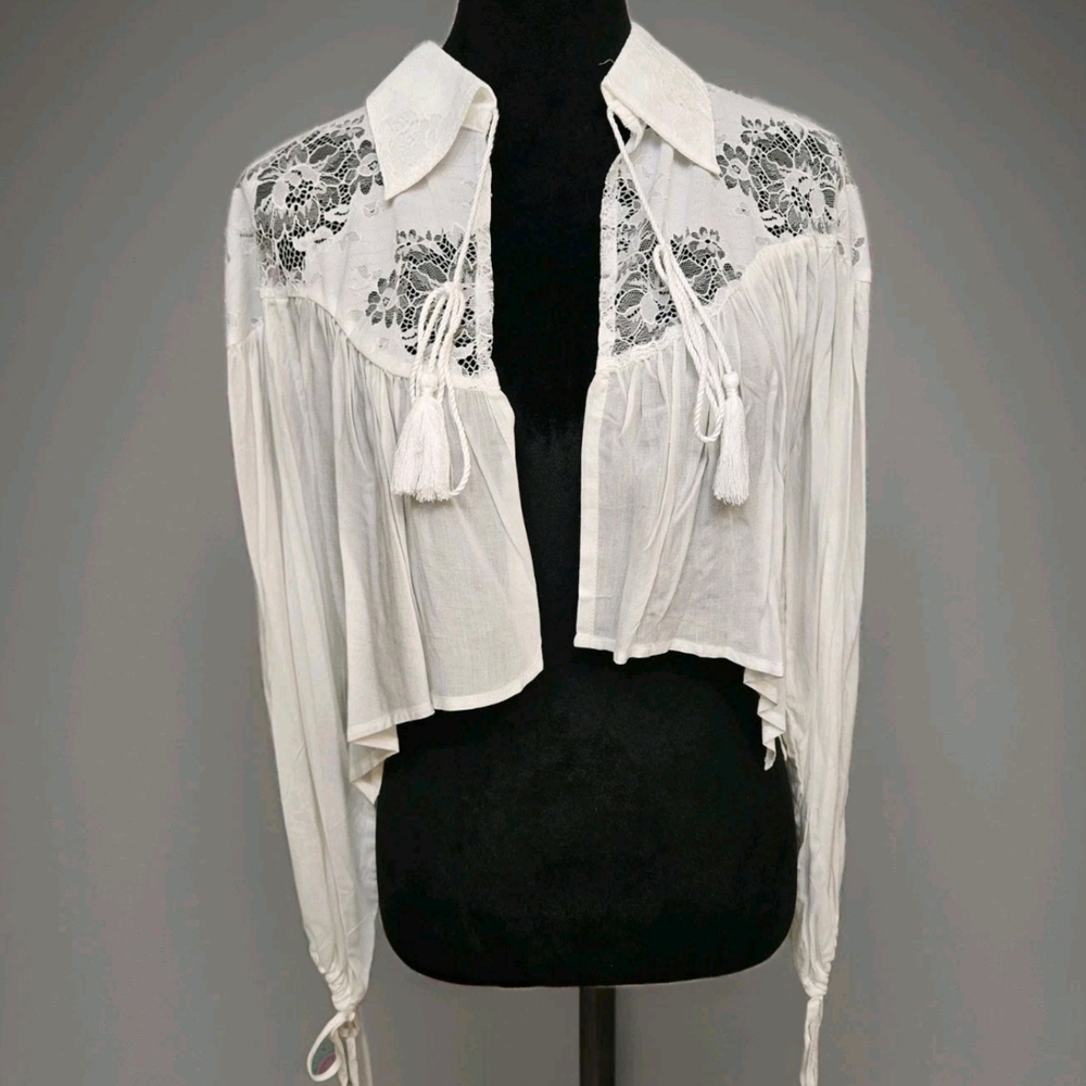 House of Harlow 1960 White Bolero Style Blouse